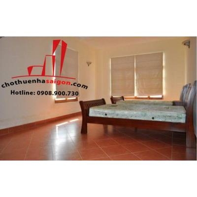 cho thuê biệt thự thảo điền quận 2, gần bờ sông  đường nguyễn văn hưởng gía 4200$/tháng