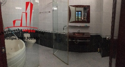 cho thuê villa đường nguyễn cửu vân, p17,quận bình thạnh, giá cho thuê:2500$/tháng