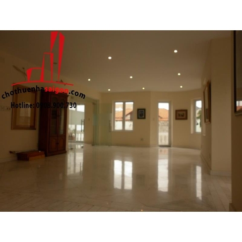 Biệt thự cao cấp cho thuê  khu Thảo Điền - Quận 2, giá 2200$