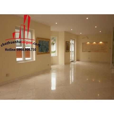 Biệt thự cao cấp cho thuê  khu Thảo Điền - Quận 2, giá 2200$