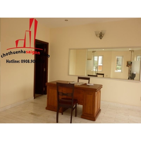 Biệt thự cao cấp cho thuê  khu Thảo Điền - Quận 2, giá 2200$