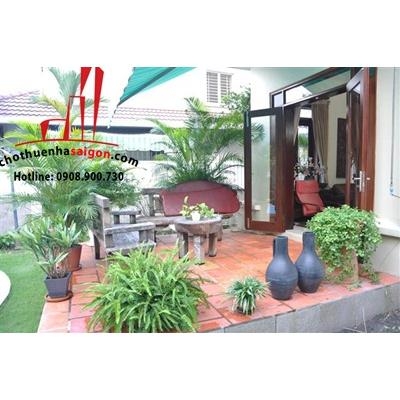 cho thuê biệt thự sân vườn hồ bơi, đường nguyễn văn hưởng, quận 2, giá cho thuê:3500$/tháng