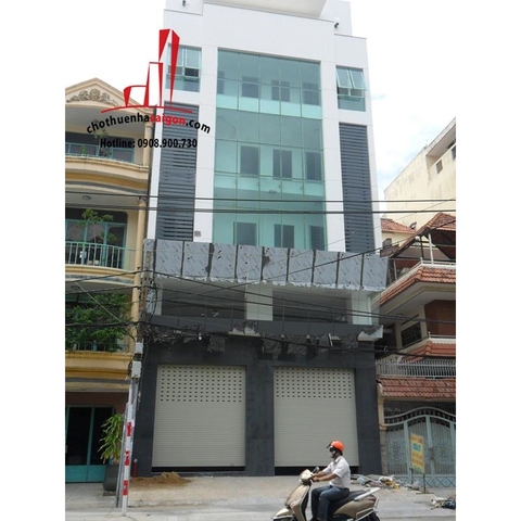 Cho thuê nhà Quận Bình Thạnh, mặt tiền đường D2. Giá : 4.500 usd/tháng.