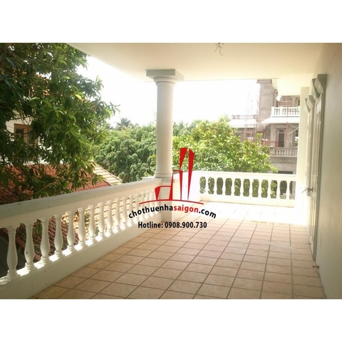 Cho thuê biệt thự Quận 2 - Thảo Điền, giá 2500$