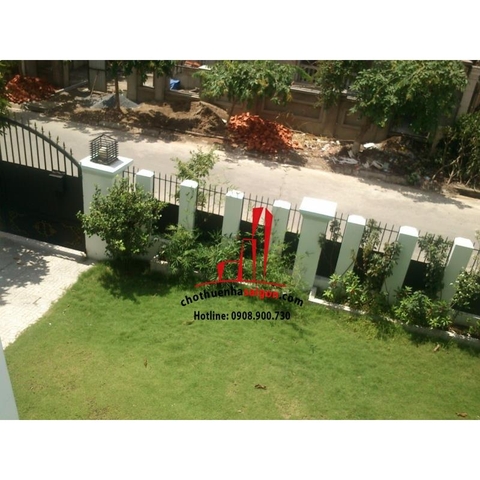 Cho thuê biệt thự Quận 2 - Thảo Điền, giá 2500$