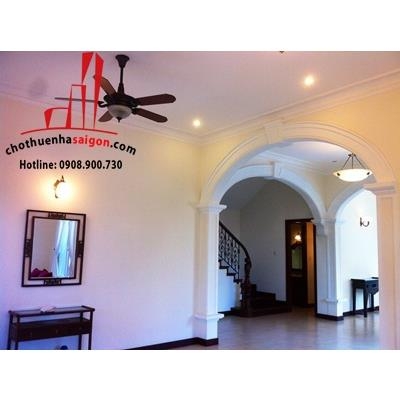 cho thuê villa khu combound khu biệt thự sát bờ sông đường nguyễn văn hưởng quận 2,