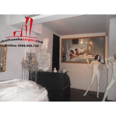 cho thuê nhà nguyên căn mặt tiền đường nguyễn thiện thuật, quận 3, giá 1500$/tháng