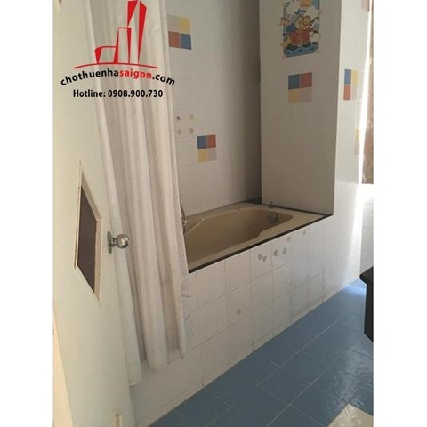 cho thuê  biệt thự khu combound đường nguyễn văn hưởng quận 2, giá giá cho thuê:1400$/tháng