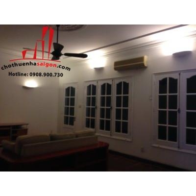 cho thuê biệt thự đường điện biên phủ,phường 17,quận bình thạnh, giá 1500$/tháng