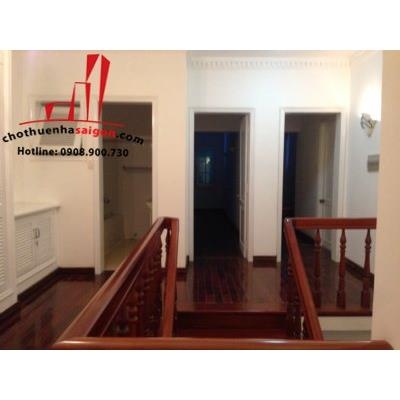 cho thuê biệt thự đường điện biên phủ,phường 17,quận bình thạnh, giá 1500$/tháng