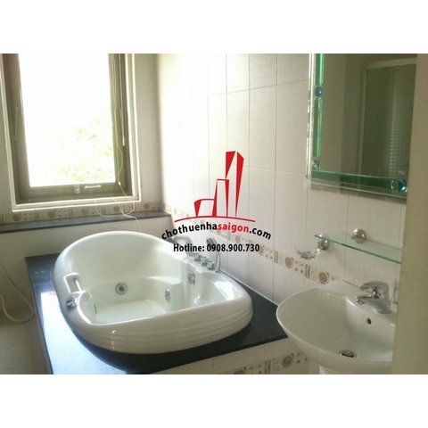 Biệt thự cho thuê khu Thảo Điền - Quận 2, giá 3000$