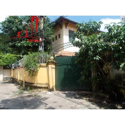 cho thuê biệt thự sân vườn kiểu pháp quận 3, đường trần quốc thảo , giá cho thuê:7000$/tháng