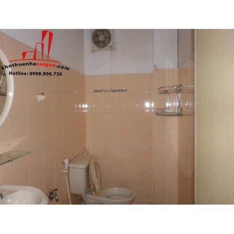 Cho thuê nhà nguyên căn mặt tiền đường Nguyễn Thượng Hiền, P.6, Q.Bình Thạnh, TPHCM.