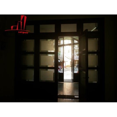 Cho thuê nhà nguyên căn mặt tiền đường Nguyễn Thượng Hiền, P.6, Q.Bình Thạnh, TPHCM.