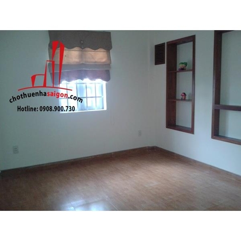 Cho thuê nhà Quận Bình Thạnh,hẻm xe hơi đường D1. Giá : 15 triệu/tháng.