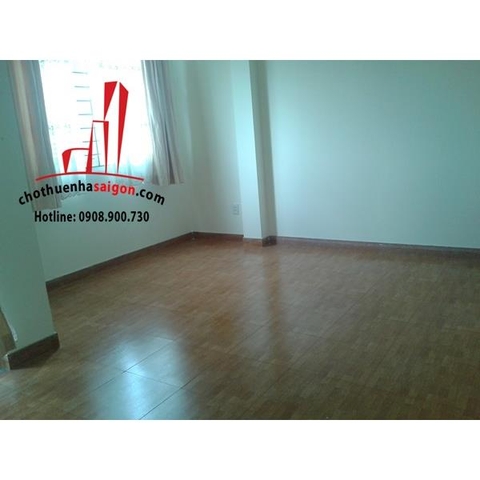 Cho thuê nhà Quận Bình Thạnh,hẻm xe hơi đường D1. Giá : 15 triệu/tháng.