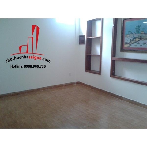 Cho thuê nhà Quận Bình Thạnh,hẻm xe hơi đường D1. Giá : 15 triệu/tháng.