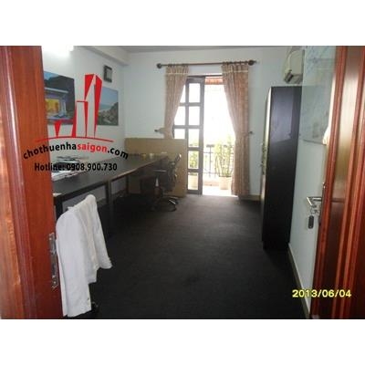 Cho thuê Villa Quận Bình Thạnh, khu nội bộ Nguyễn Hữu Cảnh 27 triệu/tháng.