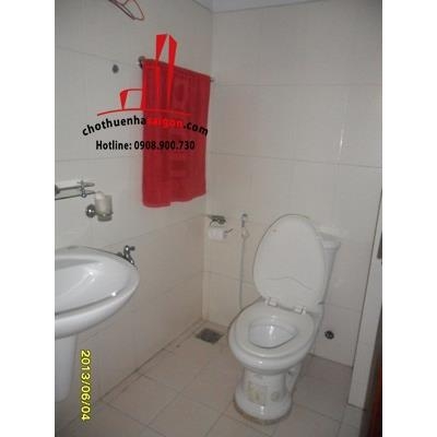 Cho thuê Villa Quận Bình Thạnh, khu nội bộ Nguyễn Hữu Cảnh phía sau KDL Văn Thánh. Giá: 27 triệu/tháng.