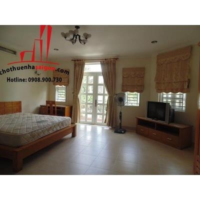 cần cho thuê biệt thự khu combound fidico đường nguyễn văn hưởng quận 2, giá cho thuê:1600$/tháng