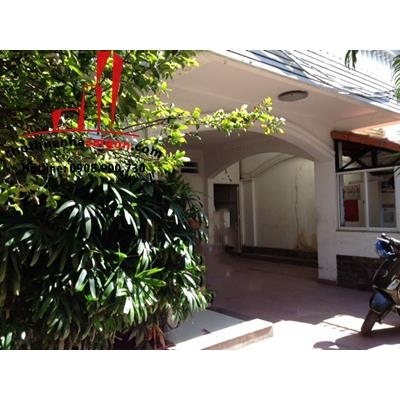 cho thuê villa quận bình thạnh, đường điện biên phủ giá cho thuê:2700$/tháng