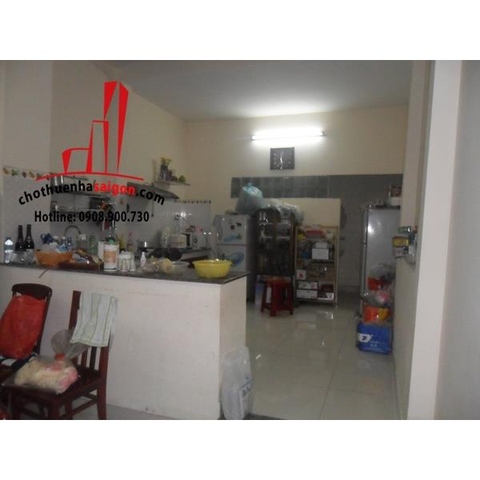 Cho thuê nhà Quận Bình Thạnh, mặt tiền đường Nguyễn Cửu Vân. Giá : 1.000 usd/tháng.