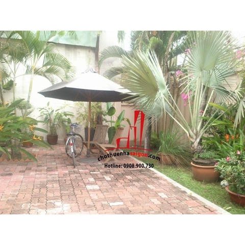cho thuê biệt thự khu combound thảo điền quận 2, biệt thự sân vườn, hồ bơi, gía 2500$