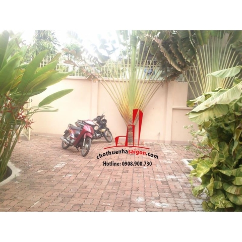 cho thuê biệt thự khu combound thảo điền quận 2, biệt thự sân vườn, hồ bơi, gía 2500$