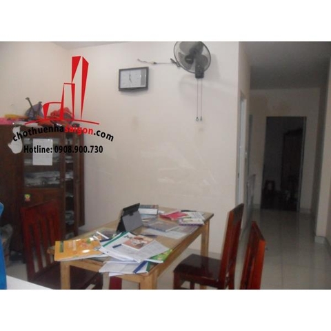 Cho thuê nhà Quận Bình Thạnh, mặt tiền đường Nguyễn Cửu Vân. Giá : 1.000 usd/tháng.