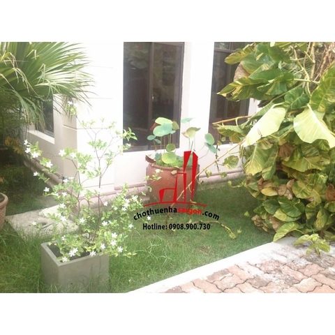 cho thuê biệt thự khu combound thảo điền quận 2, biệt thự sân vườn, hồ bơi, gía 2500$