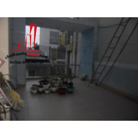 Cho thuê nhà Quận Bình Thạnh, mặt tiền đường Nguyễn Cửu Vân. Giá : 1.000 usd/tháng.