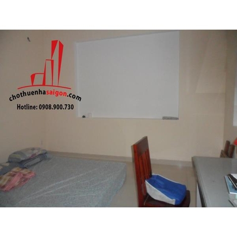 Cho thuê nhà Quận Bình Thạnh, mặt tiền đường Nguyễn Cửu Vân. Giá : 1.000 usd/tháng.