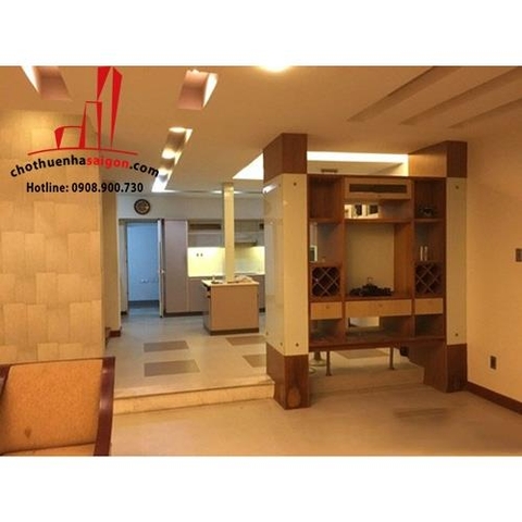 cần cho thuê villa nguyên căn đường lê văn sỹ quận phú nhuận, giá cho thuê:2000$/ tháng