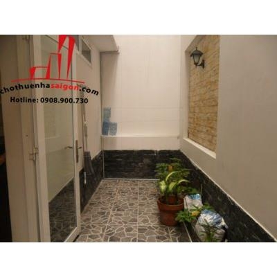 cho thuê biệt thự khu combound fidico, đường nguyễn văn hưởng quận 2, giá 2200$/tháng