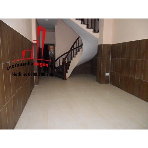 Cho thuê nhà Quận Bình Thạnh,mặt tiền đường Lê Quang Định. Giá : 25 triệu/tháng.