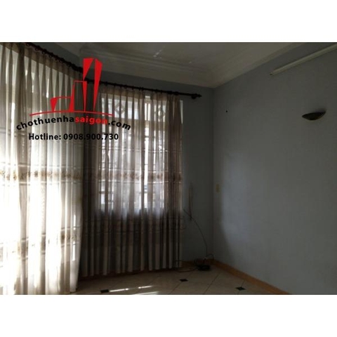 Cho thuê nhà Quận Phú Nhuận, đường Đoàn Thị Điểm. Giá : 21triệu/tháng.