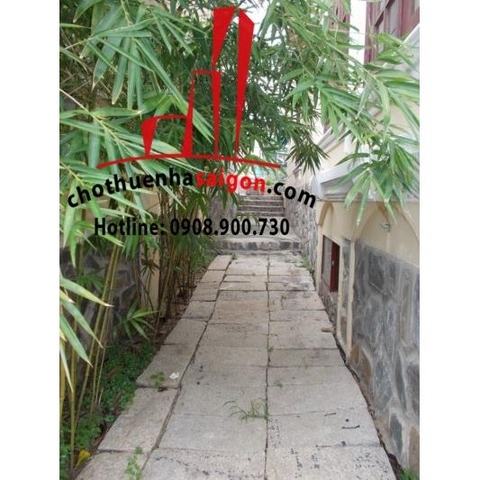 Cho thuê Villa Quận 2, khu compound Thảo Điền, giá 3500$