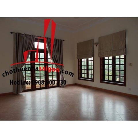 Cho thuê Villa Quận 2, khu compound Thảo Điền, giá 3500$