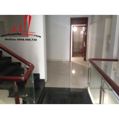 cho thuê biệt thự quận 2, đường dương văn an, giá cho thuê:1200$/tháng