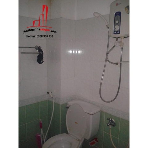 Cho thuê nhà Quận Bình Thạnh, hẻm đường Nguyễn Hữu Cảnh. Giá : 800 usd/tháng.