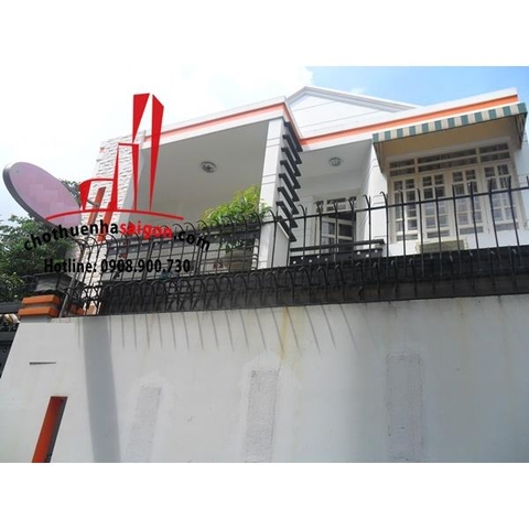 Cho thuê nhà Quận Bình Thạnh, hẻm đường Nguyễn Văn Đậu. Giá : 17 triệu/tháng.