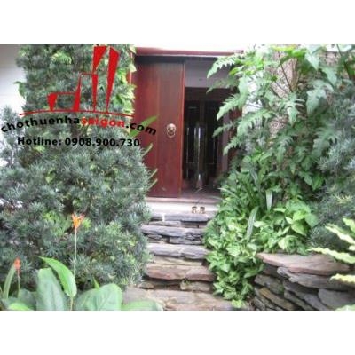 cho thuê biệt thự sân vườn đường nguyễn văn hưởng, quận 2