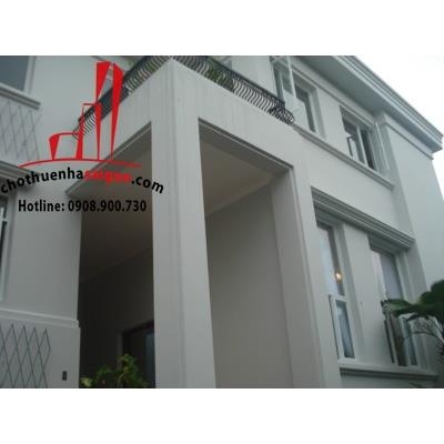 Cho thuê Villa Quận 2, khu Thảo Điền, giá 2200$