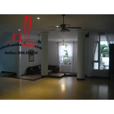 Cho thuê Villa Quận 2, khu Thảo Điền, giá 2200$