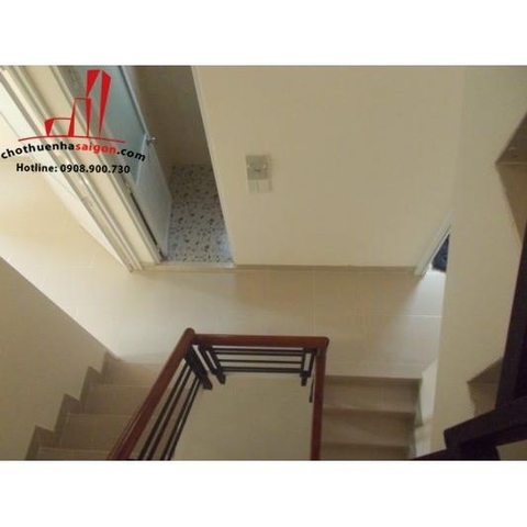 cho thuê nhà nguyên căn hẽm đường lê văn sỹ quận 3, giá cho thuê :17.000.000đ/tháng