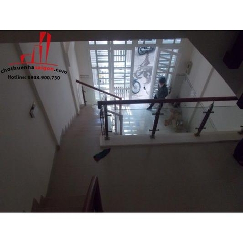 cho thuê nhà nguyên căn hẽm đường lê văn sỹ quận 3, giá cho thuê :17.000.000đ/tháng