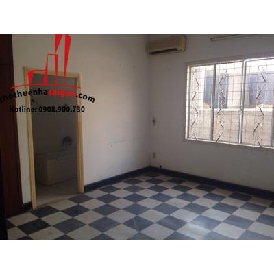 cần cho thuê biệt thự sân vườn ,hồ bơi đường lam sơn quận tân bình,giá 3500$/tháng