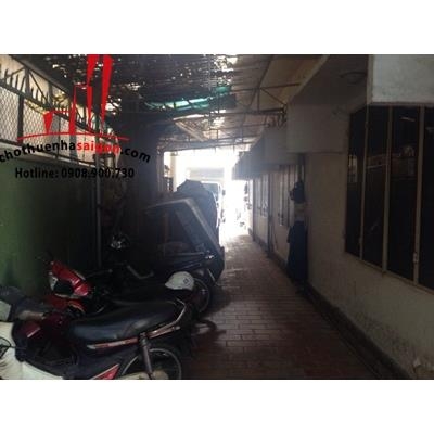 cần cho thuê biệt thự sân vườn ,hồ bơi đường lam sơn quận tân bình,giá 3500$/tháng