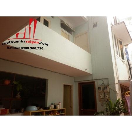 cho thuê biệt thự đường trương quốc dung, quận phú nhuận, giá 1800$