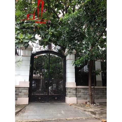 cần cho thuê biệt thự đường nguyễn văn hưởng quận 2, giá cho thuê 5000$/tháng